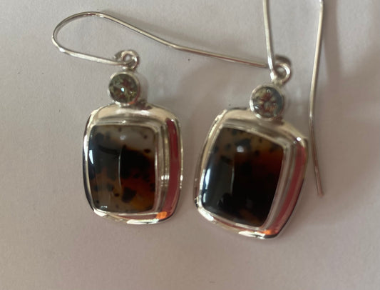 Geometric Rectangular Agate Sapphire Earrings