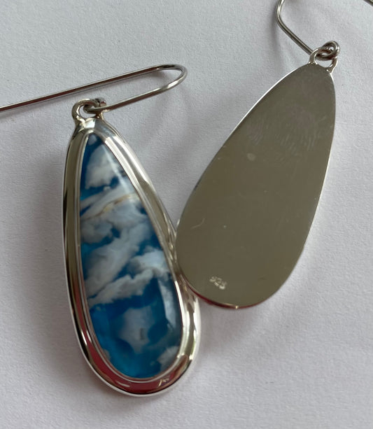 Elongated Oval Teardrop Sky Agate without Sapphire